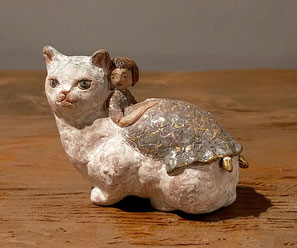 猫床-N- 加茂幸子　陶の彫刻展