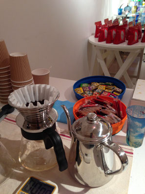 作品が見ながら淹れるコーヒーは格別です(^^♪