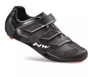 SCARPE PER BICI DA CORSA O MOUNTAIN BIKE 