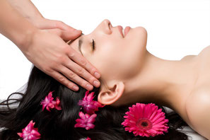 massage indien de la tête shioroabhyanga, massage cranien 