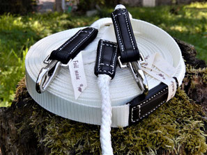 LONGUES RENES ARTISAN SELLIER TRAVAIL CHEVAL A PIED