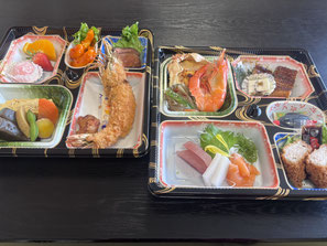 仕出し　パック料理　5500円