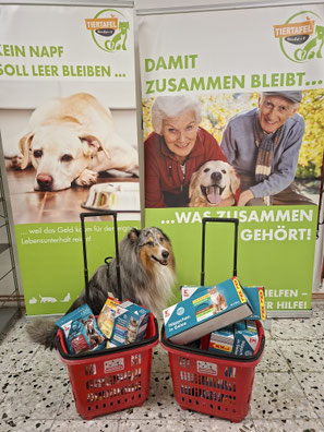 2025_10_17 Spendenkorb Leerung Kaufland_ Foto: Oetken