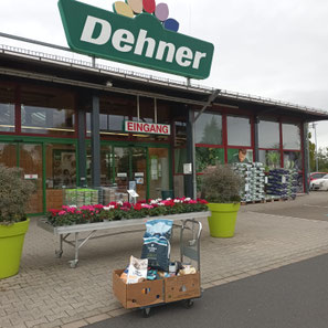 06.10.2025: Spendenkorb Leerung_ Foto: Schumacher