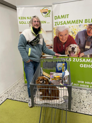 04.04.2026_Spendenannahme_Foto:Quadt