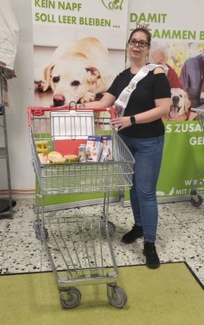 2025_08_30 Spendenannahme_ Foto: Thelen