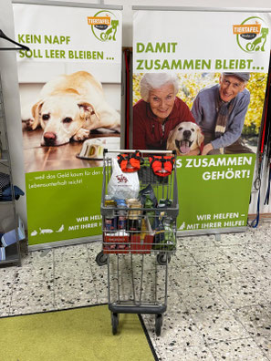 2025_11_15_Spendenannahme_Foto:Schenk