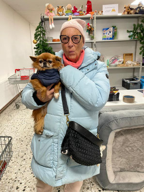 22.11.2025_Spendenannahem_Foto: Quadt