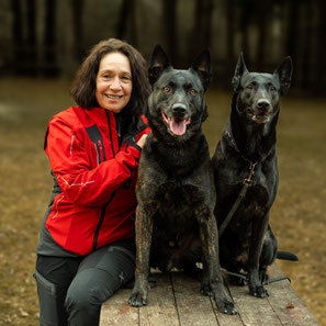 Siglinde Kerschbaumer mit Apache, Bendis