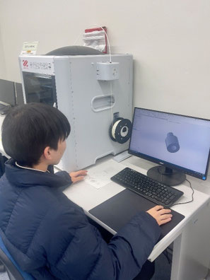 三次元CADで設計