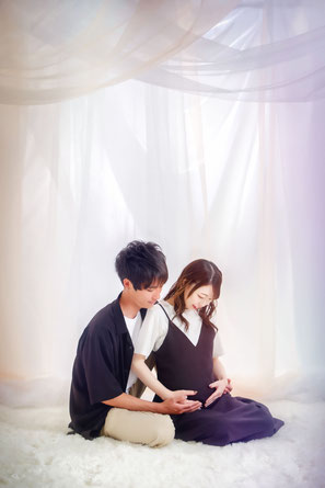 三上英和  ひでんち photostudiohidenchi カメラマン フォトグラファー 写真撮影 出張撮影 子供写真 家族写真 ニューボーンフォト マタニティーフォト 新生児撮影 赤ちゃん バースデーフォト お宮参り  岐阜 福井 愛知 各務原 瑞穂 岐南 羽島 海津 安八 大垣 本巣 関 美濃 美濃加茂 多治見 可児 郡上 池田 神戸 山県 北方 笠松 フォトスタジオ おしゃれ 人気 おすすめ 安い アルバム 年賀状 スタジオ撮影 カジュアル 服装 赤ちゃん 衣装 一歳 記念 桜 三人 四人  幼児