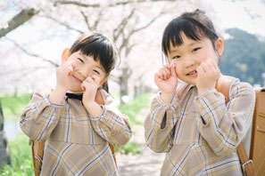 三上英和  ひでんち photostudiohidenchi カメラマン フォトグラファー 写真撮影 出張撮影 七五三 入園式 入学式 卒業式 福井県 愛知県 名古屋市 名東区 一宮市 鈴鹿市 フォトジェニック インスタ映え おしゃれ 人気 おすすめ 安い アルバム 入学式 卒業式 ランドセル 入園式 卒園式 カジュアル お揃い 面白い 屋外 着物 記念 コーデ 私服 紅葉 海 桜 友達 ロケーション シール フォトブック