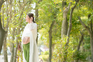 三上英和  ひでんち photostudiohidenchi カメラマン フォトグラファー 写真撮影 出張撮影 子供写真 家族写真 ニューボーンフォト マタニティーフォト 新生児撮影 赤ちゃん バースデーフォト お宮参り  岐阜 福井 愛知 各務原 瑞穂 岐南 羽島 海津 安八 大垣 本巣 関 美濃 美濃加茂 多治見 可児 郡上 池田 神戸 山県 北方 笠松 フォトスタジオ おしゃれ 人気 おすすめ 安い アルバム 年賀状 スタジオ撮影 カジュアル 服装 赤ちゃん 衣装 一歳 記念 桜 三人 四人  幼児
