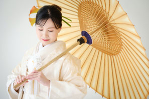 三上英和 ひでんち hidenchi  カメラマン フォトグラファー 写真撮影 出張撮影 フォトスタジオ スタジオ撮影 岐阜 各務原 瑞穂 岐南 羽島 安八 大垣 本巣 関 美濃 美濃加茂 多治見 土岐 可児 郡上 池田 揖斐川 山県 北方 笠松 一宮 稲沢 江南 犬山  紅葉 海 桜 ウェディングフォト wedding 結婚式 前撮り ロケーションフォト 衣装 和装 洋装 家族 ドレス 白無垢 色打掛 撮影のみ 写真のみ カジュアル おしゃれ おすすめ ヘアメイク アルバム アイテム
