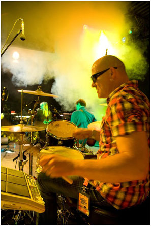 Andreas Simon an den Drums, Echobühne Schlossgrabenfest Darmstadt