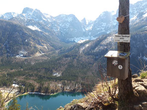 Blick auf das Höllengebirge vom Gipfel Vorderer Signalkogel beim Langbathsee