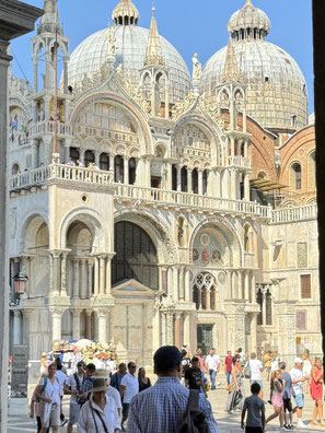 Basilika di San Marco -  venezianisches Märchenschloss aus TausendundeinerNacht 