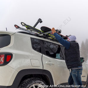 Montage auf dem Autodach - Skiträger und Snowboardträger