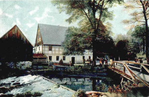 Das Restaurant Talmühle Lotzdorf mit der Brücke zum linken Röderufer, um 1910