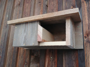 Nistkasten für Hausrotschwänze, Foto: Gerhard Reichl