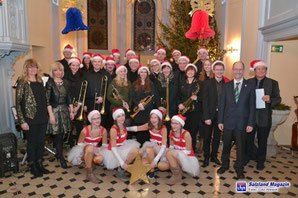 Big Band Gröbzig gibt Weihnachtskonzert - Klick!