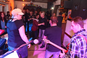 Auftaktkonzert mit Band "Kunstpause"