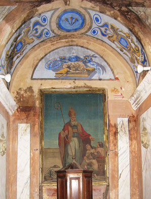 Porri - Autel des fonts baptismaux et tableau de St Nicolas