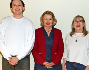 v.l. Hendrik Putz, Stefanie Herpens-Usemann, Barbara Fitzek
