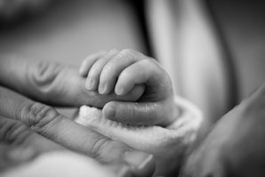 Babyhand. https://www.pexels.com/photo/grayscale-photography-of-baby-holding-finger-208189/