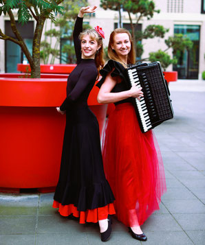 AccorDanse - Duo aus Akkordeon und Tanz bei spanischem Tanz 