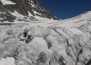Bivacco Parravicini, Piz Roseg Sellagrat, Fuorcla da la Sella, Sellagletscher, Vadret da la Sella, Vadretta di Scerscen Superiore