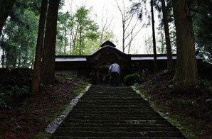 鳥取県日野郡の神社、お寺紹介