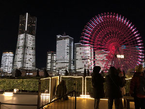 ワールドポーターズ屋上からの夜景(2022年冬)