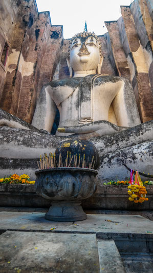 Wat Si Chum im Sukhothai Historical Park