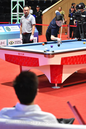 ジャンプショットを決める呉珈慶