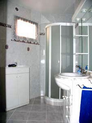 BAd mit dusche