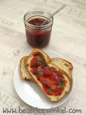Beatrice Winkel - scharfe Tomaten-Vanille-Marmelade mit Basilikum