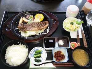 木曽牛ステーキ定食