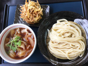 肉汁うどん＋ゴボウかき揚げ