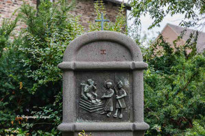 linn castle station of the cross i