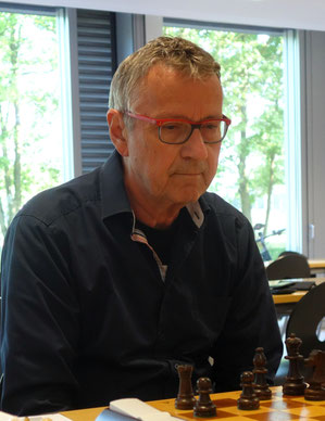 Peter Küppers bezwang im Spitzenspiel Niklas Herche (Foto: A. Obdenbusch)