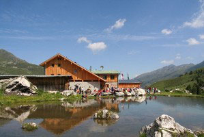 Lizumerhütte, 2019m
