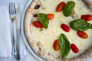 gemmet handels ag, blog, geschichte, gastronomie, hotellerie, kundendienst, experte, pizza, margherita, pizzaofen, moretti forni, händler