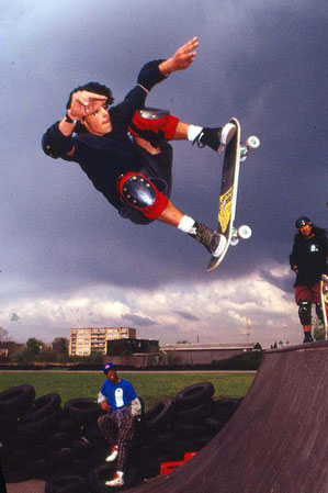 Omar Hassan, 1991. Skateboardbusiness.de