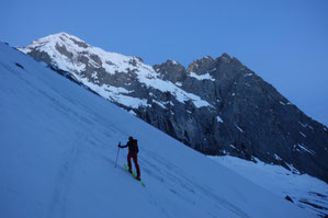 Skitour Wetterhorn, Skihochtour Wetterhorn, Rosenlaui, Rosenlauigletscher, Engelhornhütte, Dossenhütte, Wellhorn
