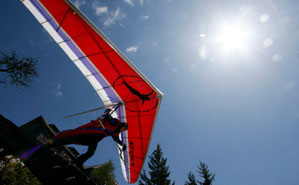 Auf geht es zum Drachenflug in den Alpen Österreichs  (Foto: Austriafly)