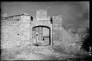 Puerta Castillo de Burgos