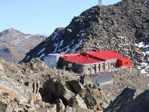 GLUNGEZERHÜTTE 2610m