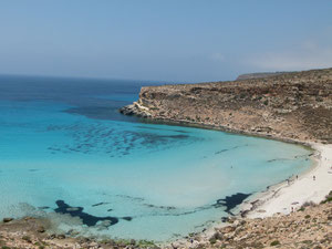 Lampedusa, spiaggia dell'isola dei Conigli