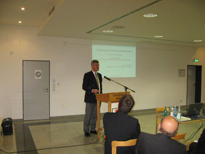 Prof. Dr. Dirk Wentzel